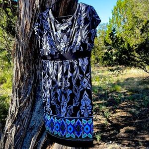 Dress. Enfocus Sudio. Size 16. Great Condition. Cap Sleeves.